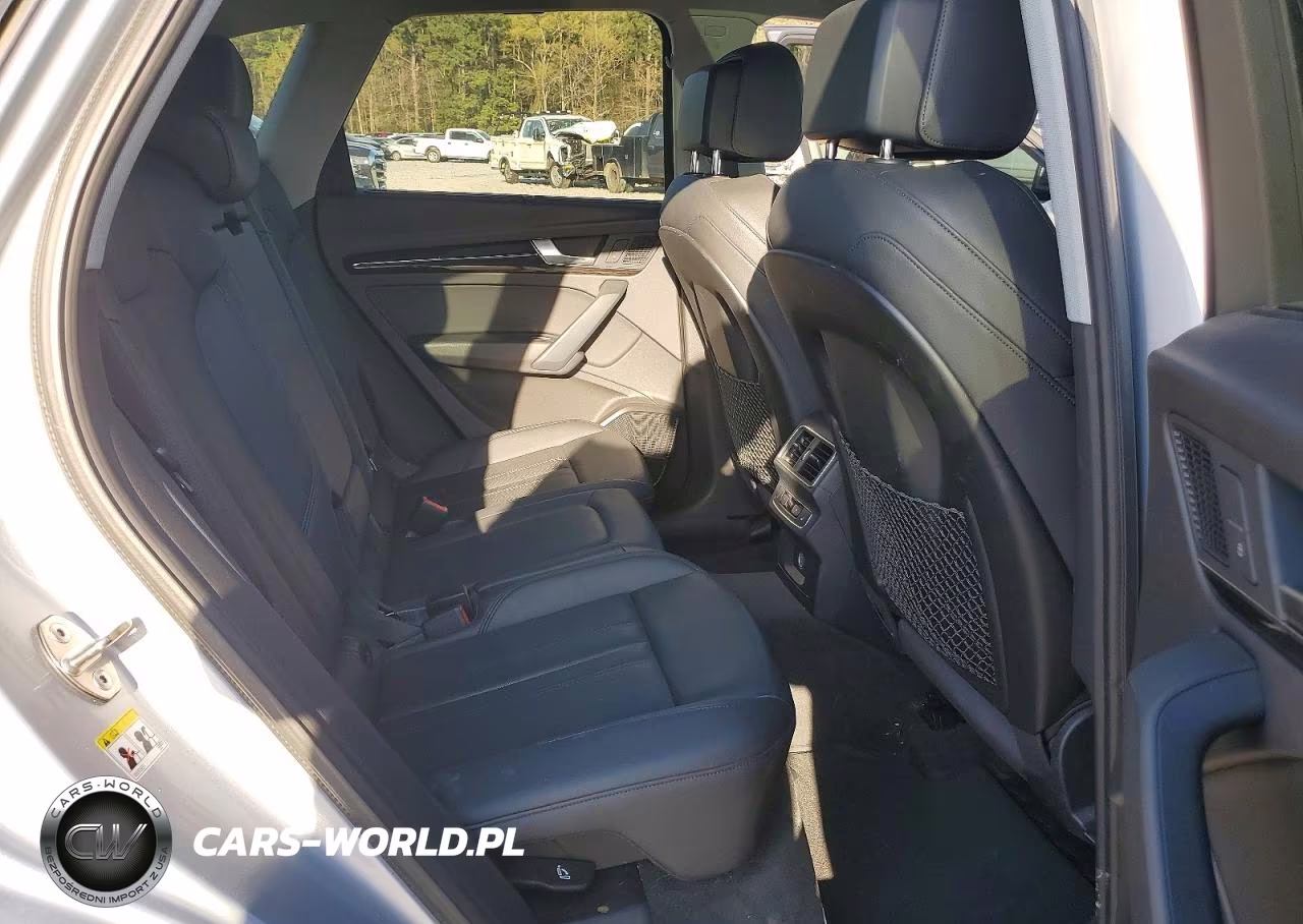 2018 Audi Q5 Premium Plus VIN:WA1BNAFY1J2071558 - 11