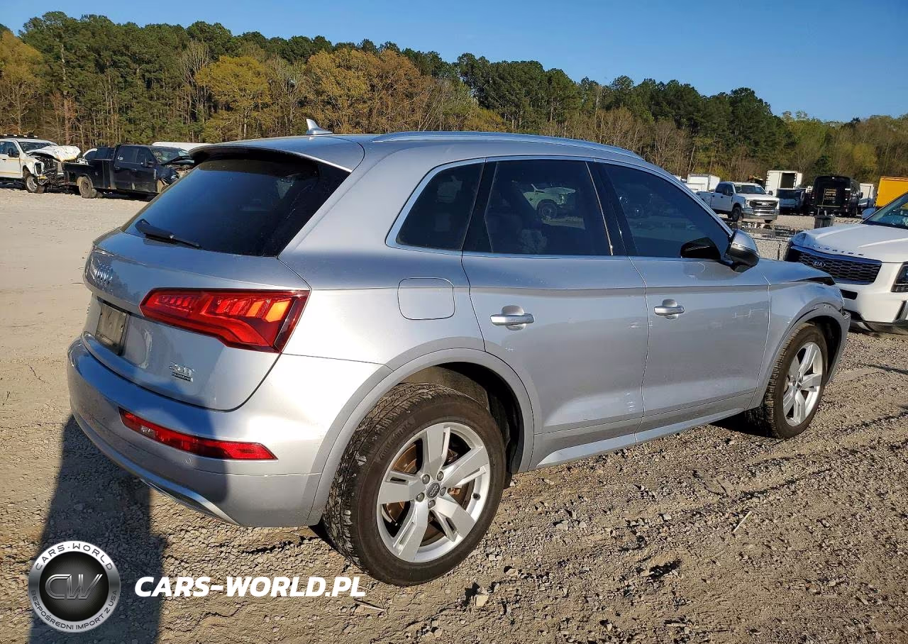 2018 Audi Q5 Premium Plus VIN:WA1BNAFY1J2071558 - 3