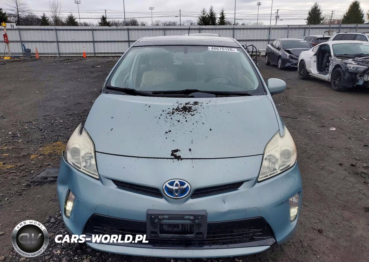 2014 Toyota Prius Four VIN:JTDKN3DU2E1735119 - 5