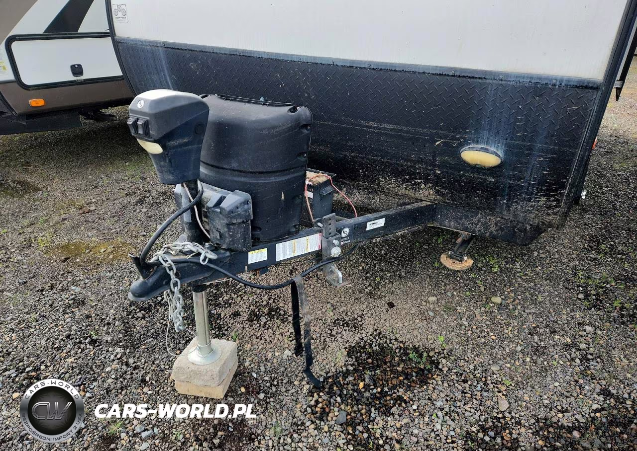 2019 Forest River No Boundaries Camper VIN:4X4TNBV17KR200605 - 8