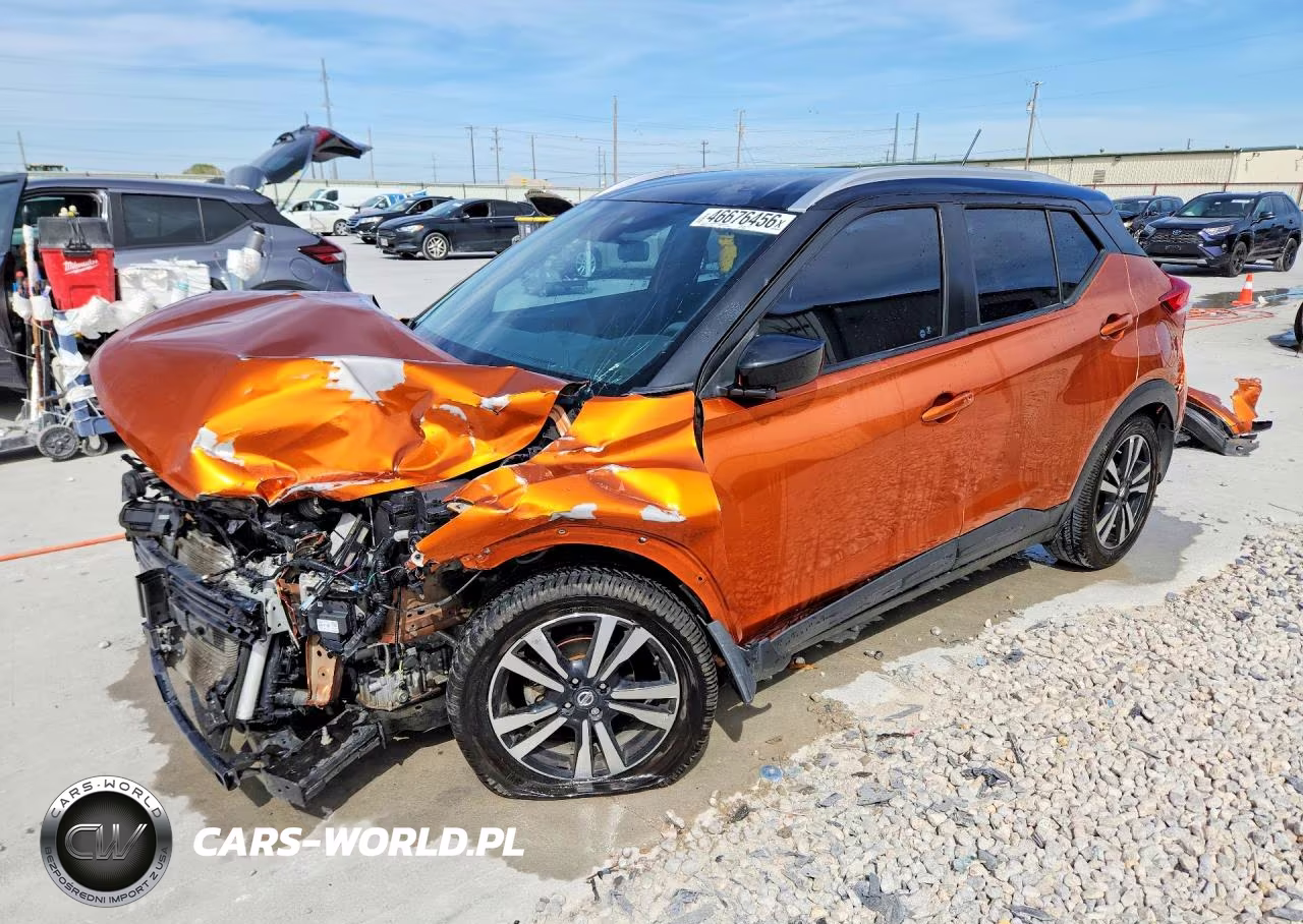2020 Nissan Kicks Sv