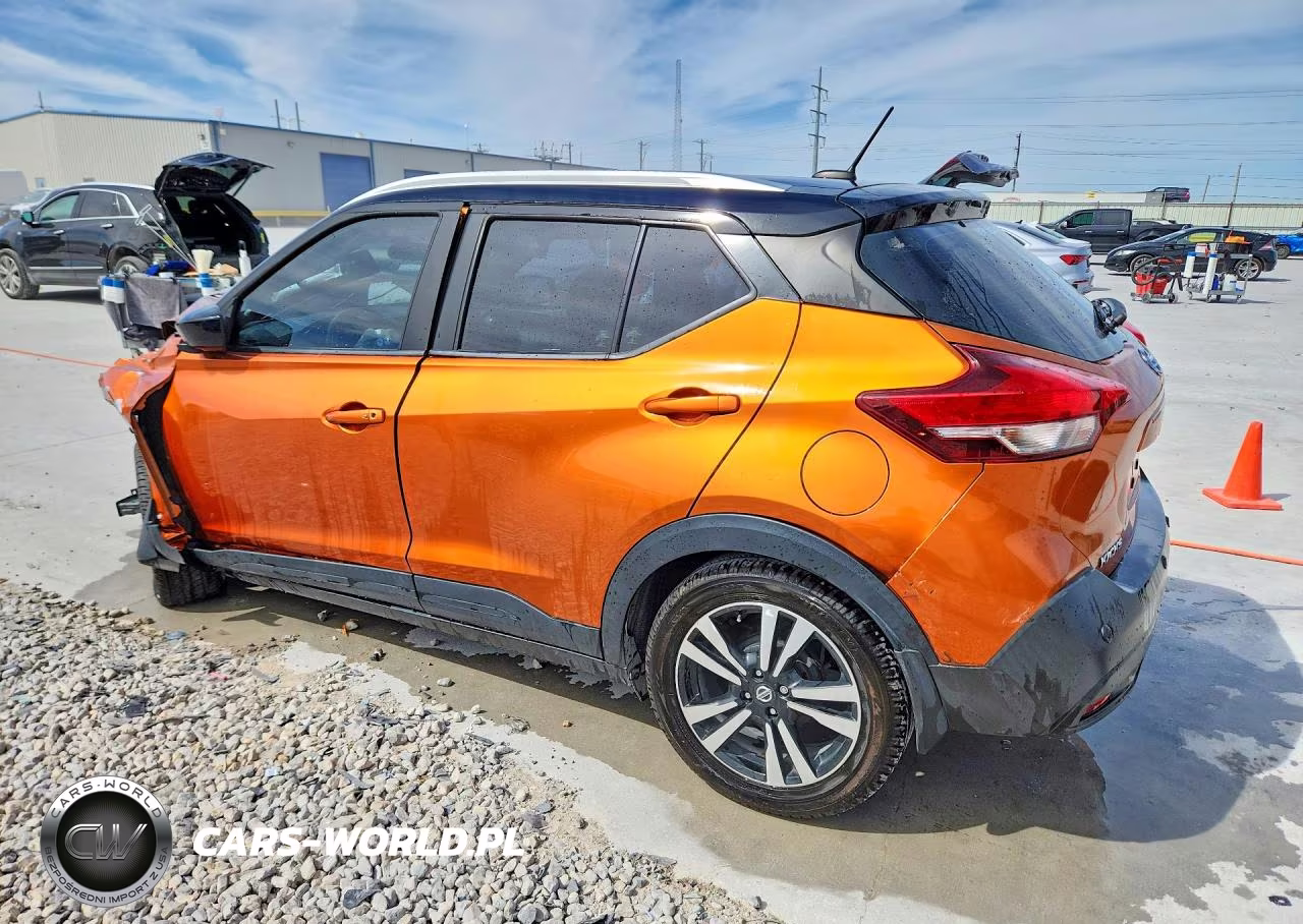 2020 Nissan Kicks Sv VIN:3N1CP5CV6LL509484 - 2
