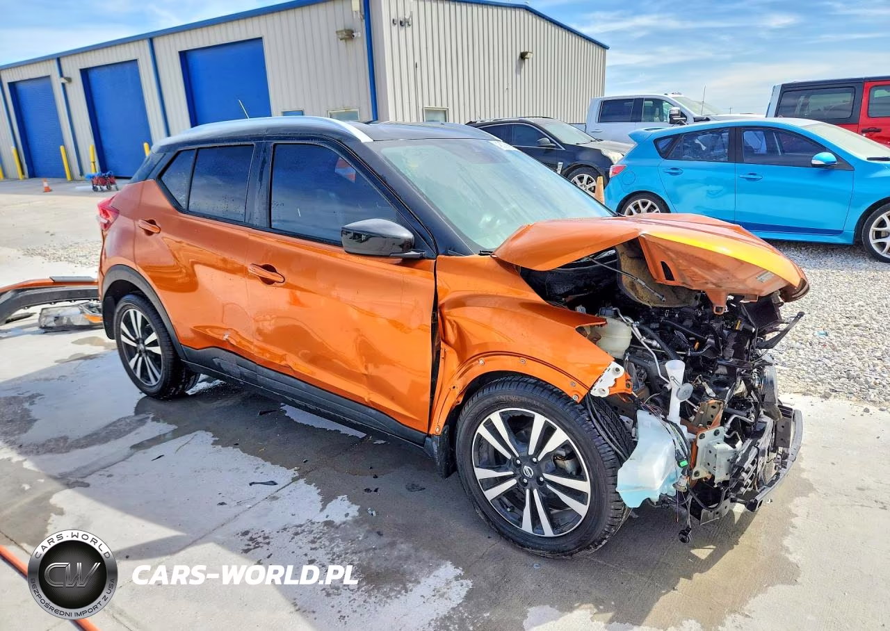 2020 Nissan Kicks Sv VIN:3N1CP5CV6LL509484 - 4
