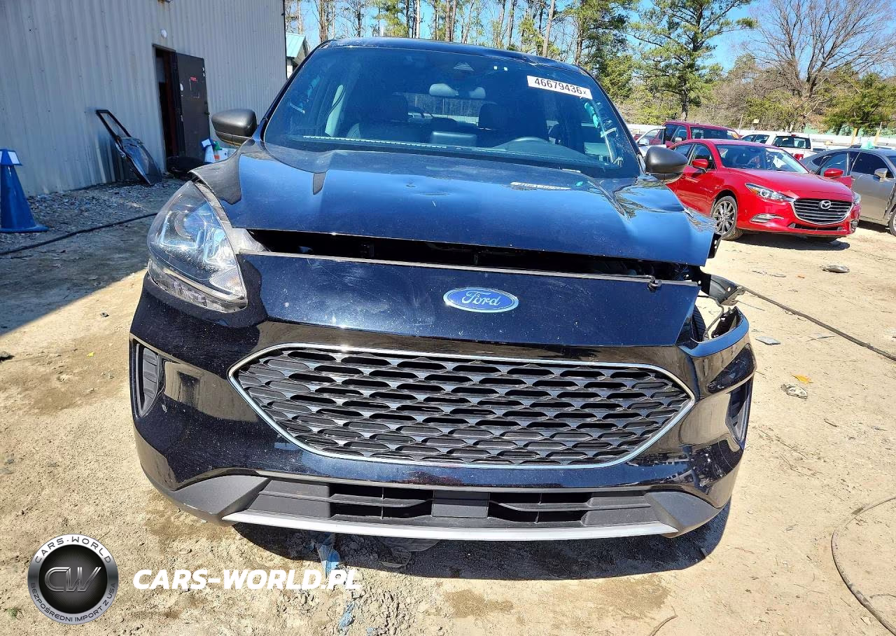 2022 Ford Escape Se VIN:1FMCU0G65NUB48636 - 5