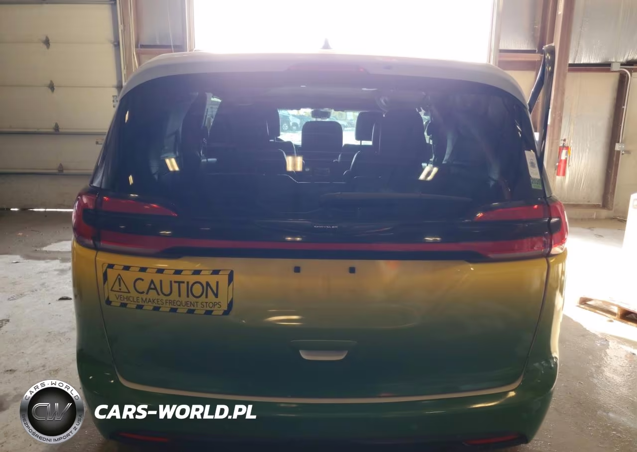 2024 Chrysler Pacifica Touring L VIN:2C4RC1BG7RR173970 - 6