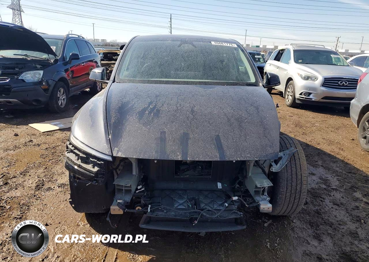 2026 Tesla Model Y VIN:7SAYGDEE6TF333919 - 5
