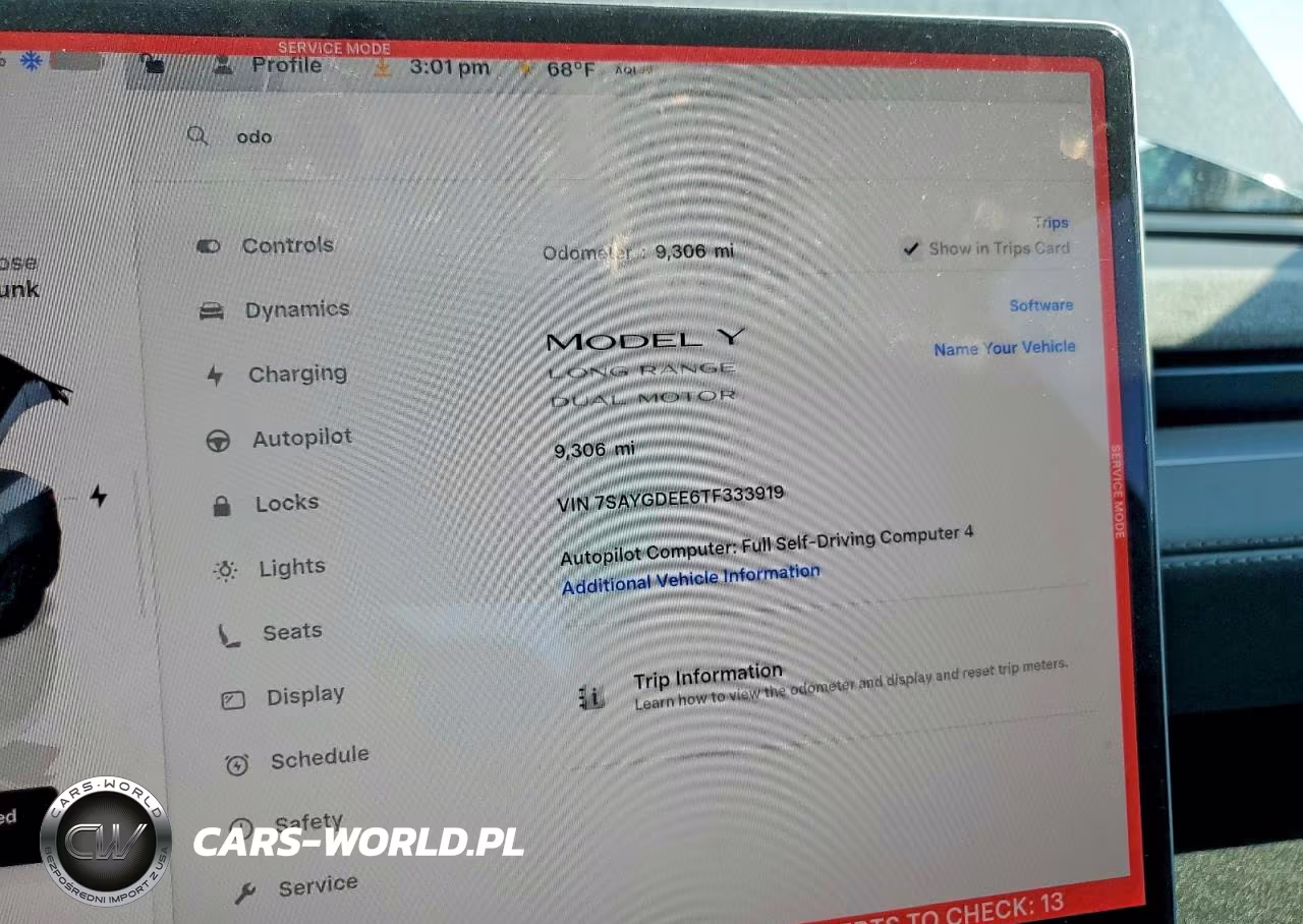 2026 Tesla Model Y VIN:7SAYGDEE6TF333919 - 9