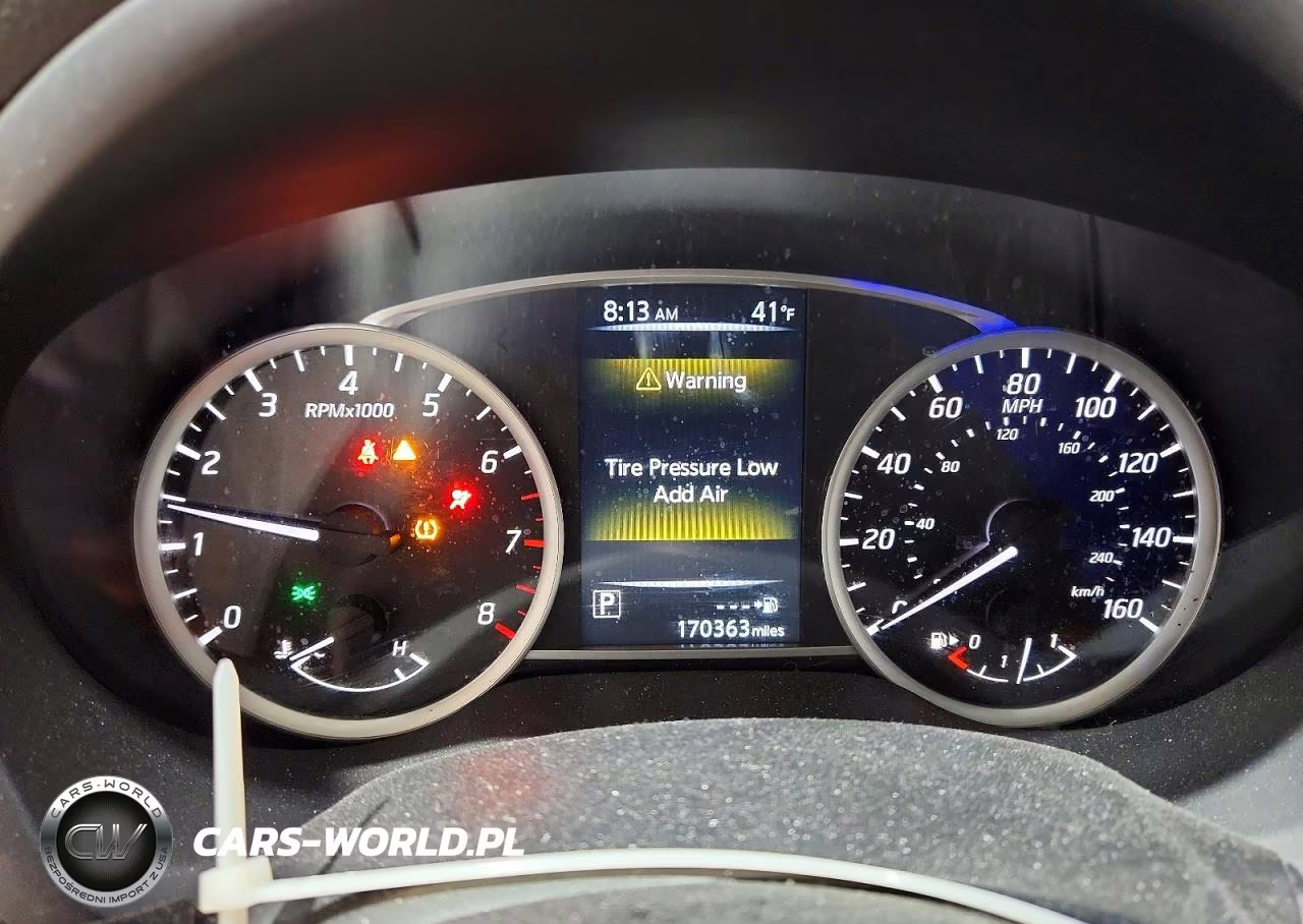 2017 Nissan Sentra Sv VIN:3N1AB7AP8HY375626 - 9