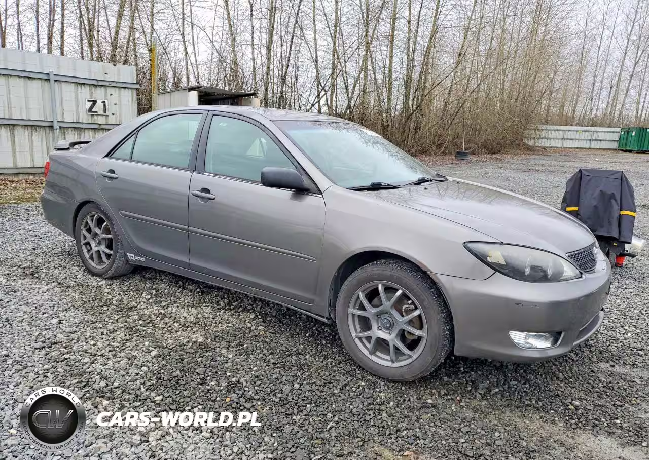 2005 Toyota Camry Se V6 VIN:4T1BA32KX5U038658 - 4