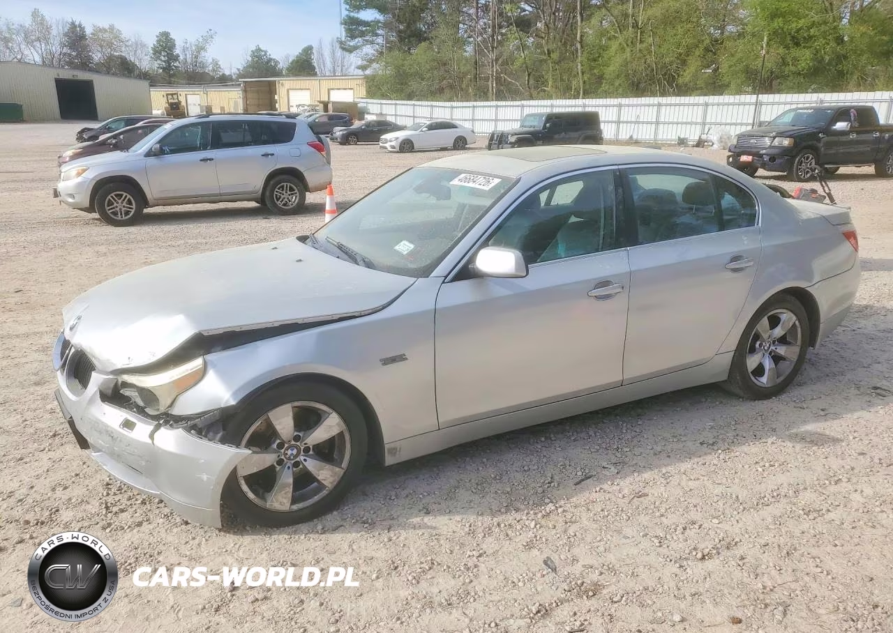 2004 BMW 525