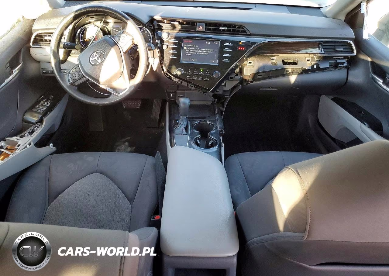 2019 Toyota Camry Le VIN:4T1B11HK6KU191464 - 8