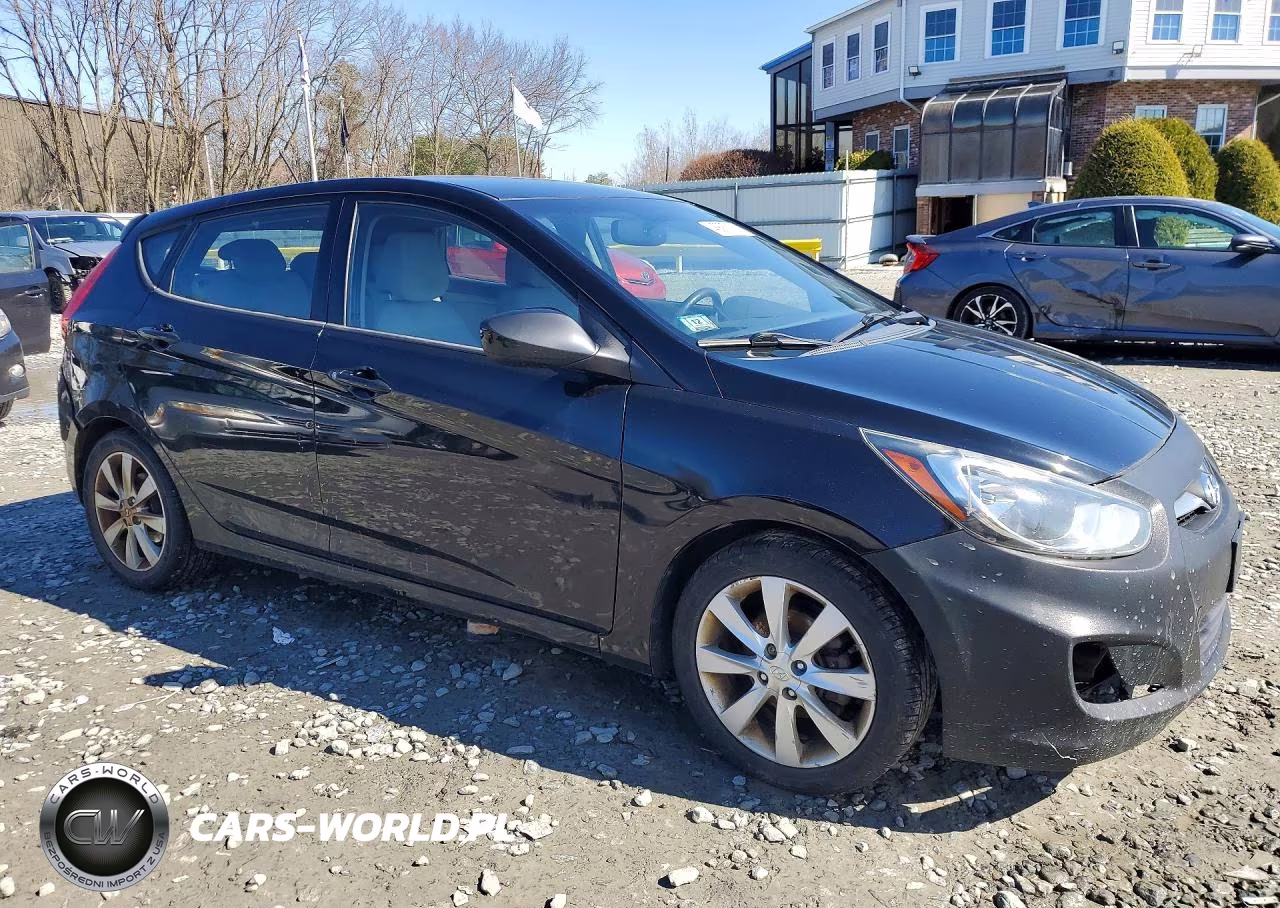 2012 Hyundai Accent Se VIN:KMHCU5AE7CU032543 - 4