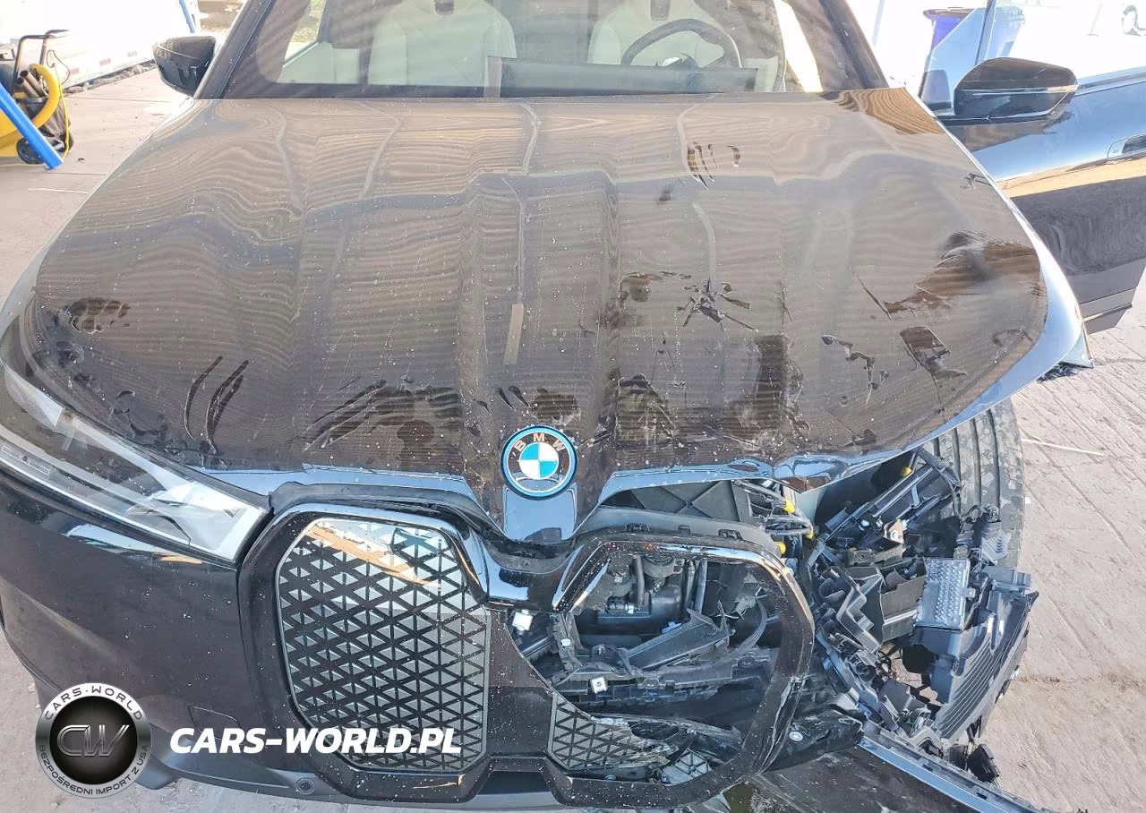 2025 BMW Ix M70 VIN:WB523CF06SCU57420 - 11