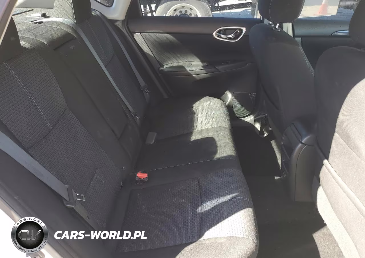 2018 Nissan Sentra Sr VIN:3N1AB7AP7JY264975 - 10