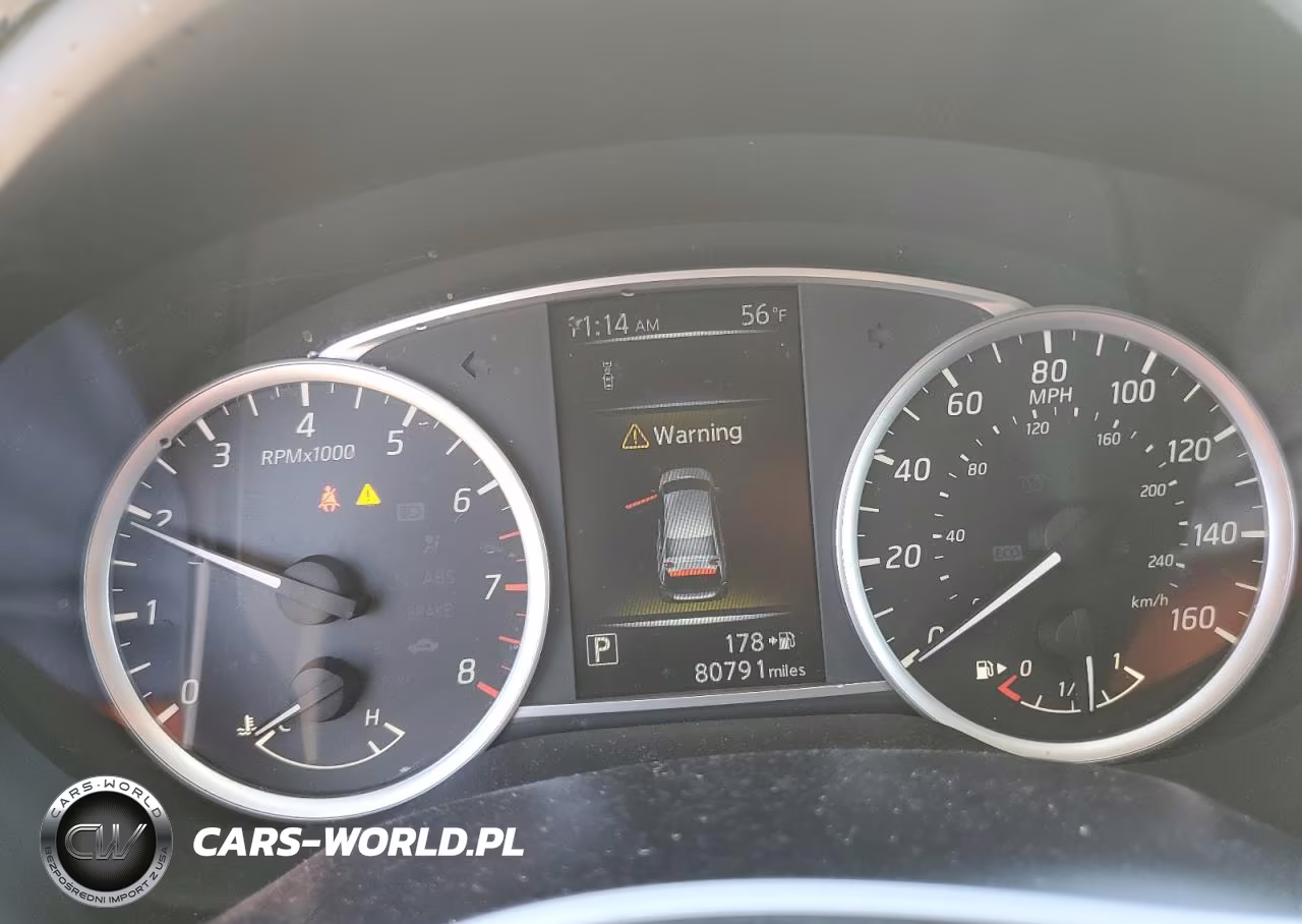 2018 Nissan Sentra Sr VIN:3N1AB7AP7JY264975 - 9