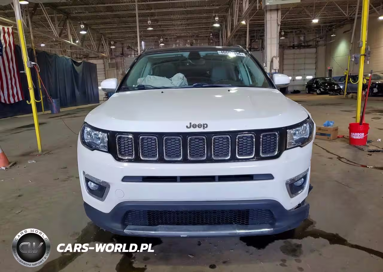 2018 Jeep Compass Limited VIN:3C4NJDCB5JT399743 - 5