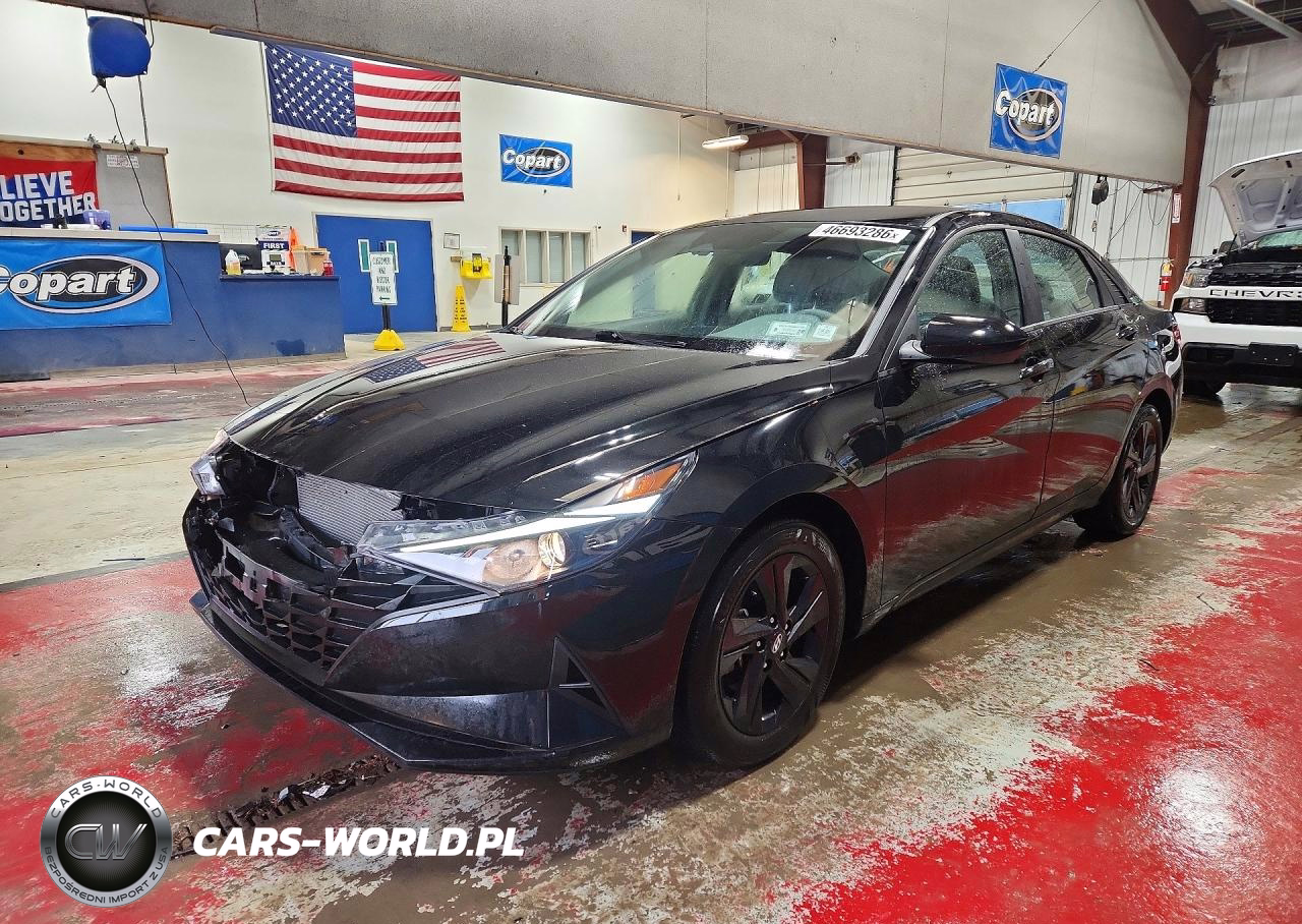 2022 Hyundai Elantra Sel