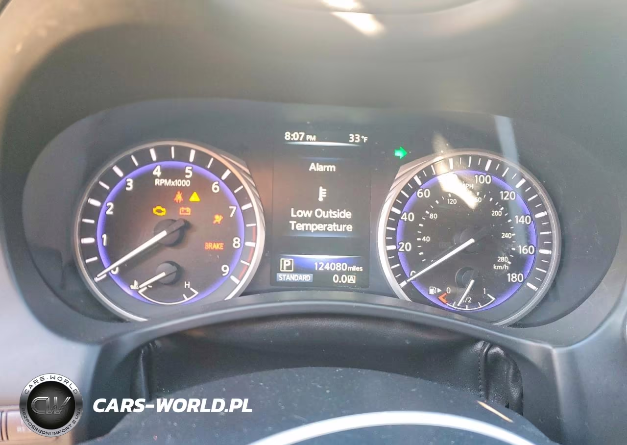 2015 Infiniti Q50 Premium VIN:JN1BV7AR2FM410562 - 9