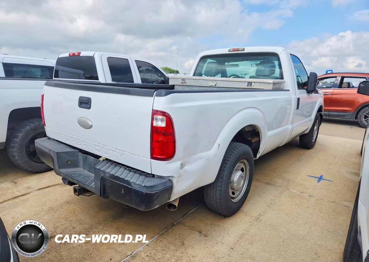 2012 Ford F250 Super Duty VIN:1FTBF2A69CEB18285 - 3