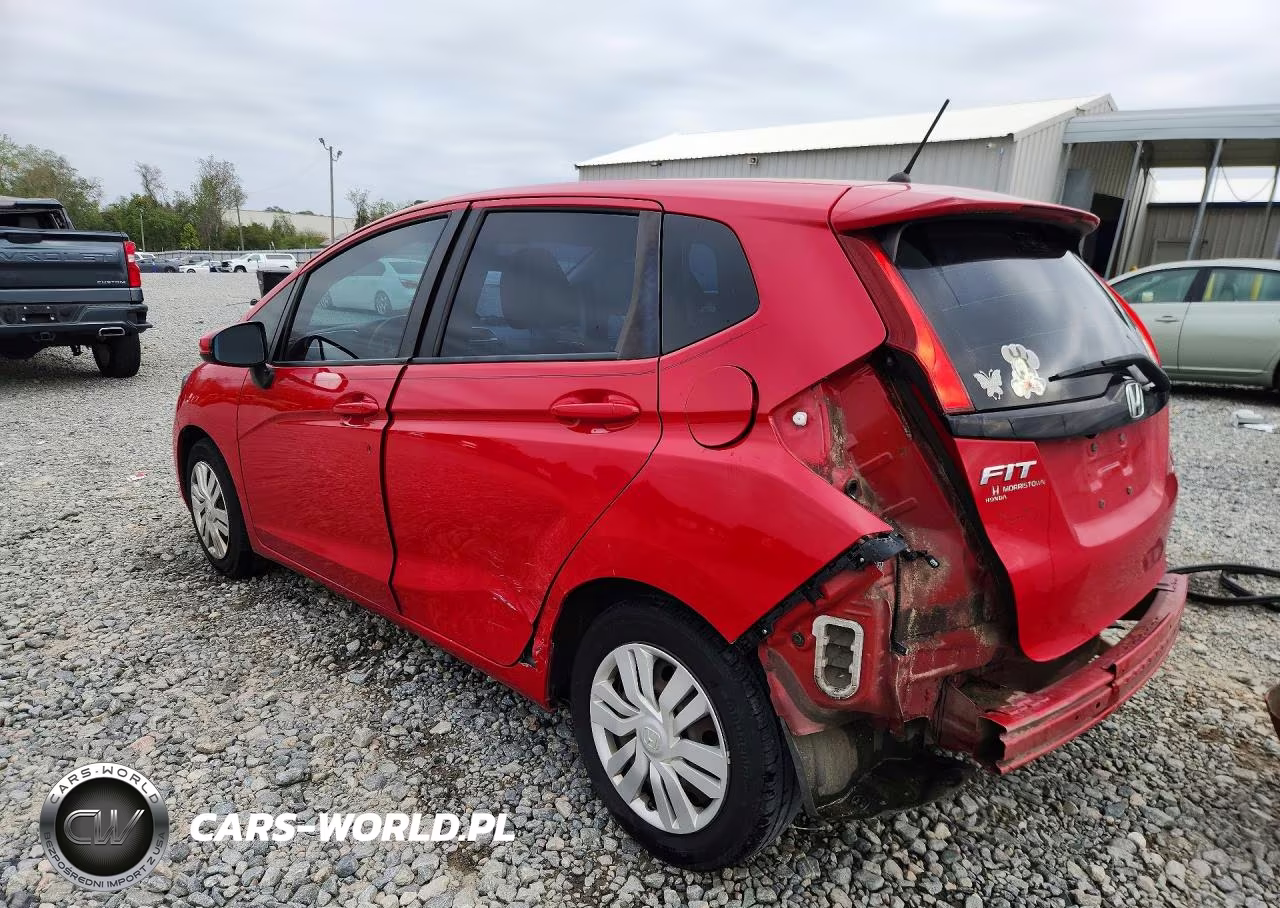 2015 Honda Fit Lx VIN:3HGGK5H58FM764644 - 2
