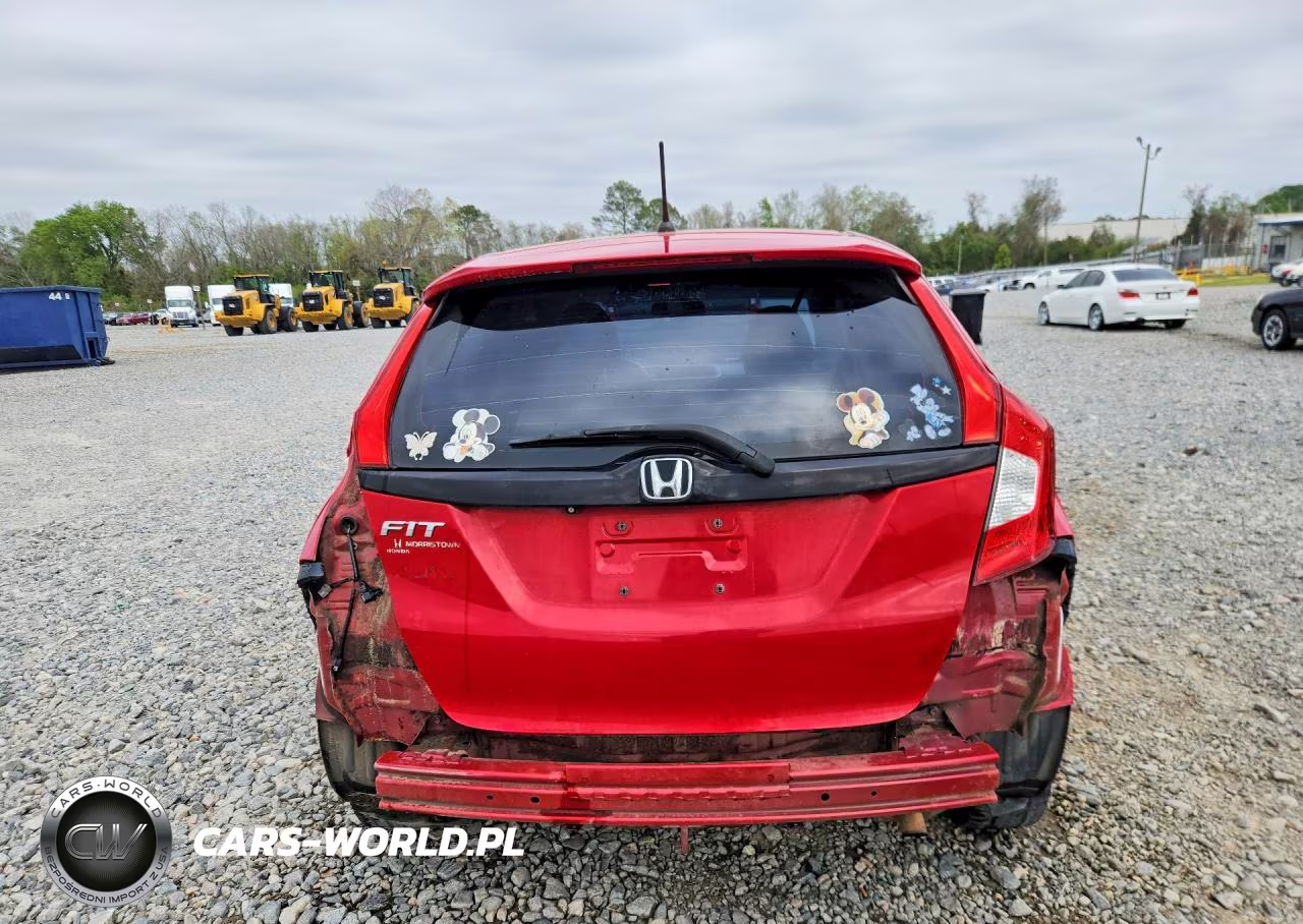 2015 Honda Fit Lx VIN:3HGGK5H58FM764644 - 6