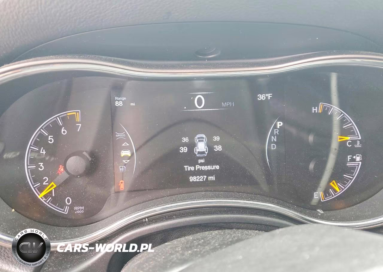 2019 Jeep Grand Cherokee Laredo VIN:1C4RJFAG1KC547265 - 9