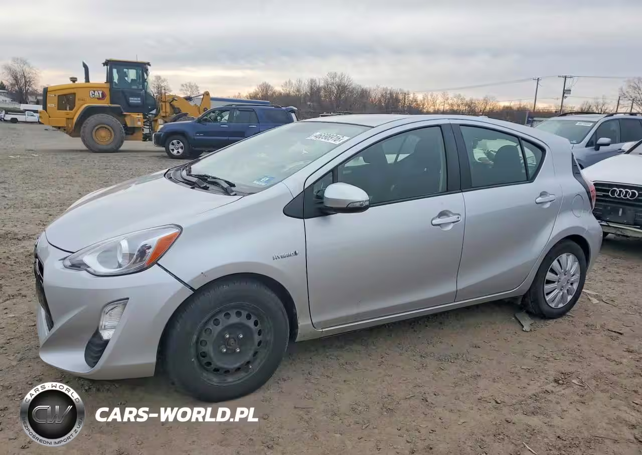 2016 Toyota Prius C Two