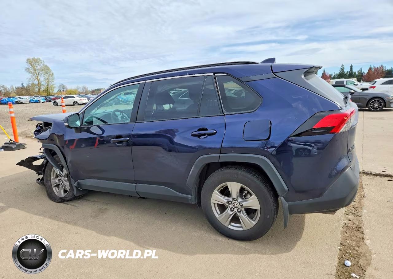 2024 Toyota Rav4 Xle VIN:2T3P1RFV9RW426488 - 2