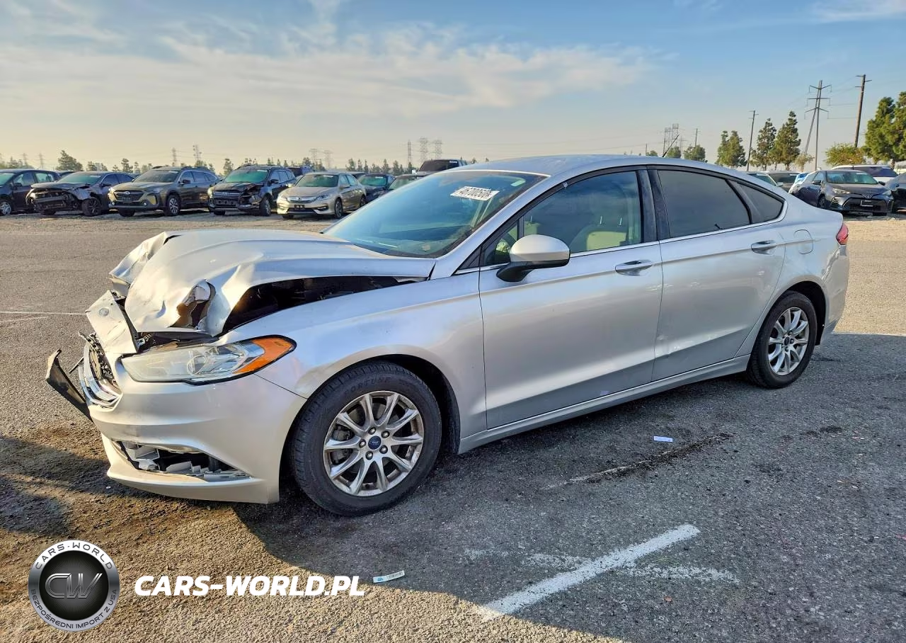 2017 Ford Fusion S – zdjęcie 1 z 12