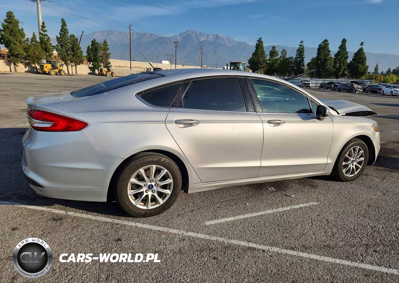 2017 Ford Fusion S VIN:3FA6P0G76HR284731 - 3