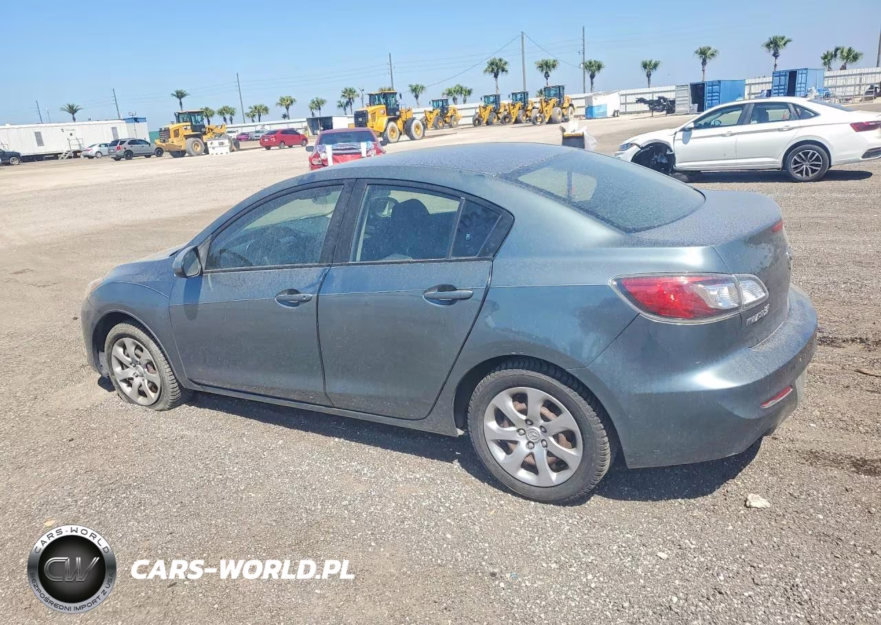 2013 Mazda 3 I VIN:JM1BL1U72D1758175 - 2