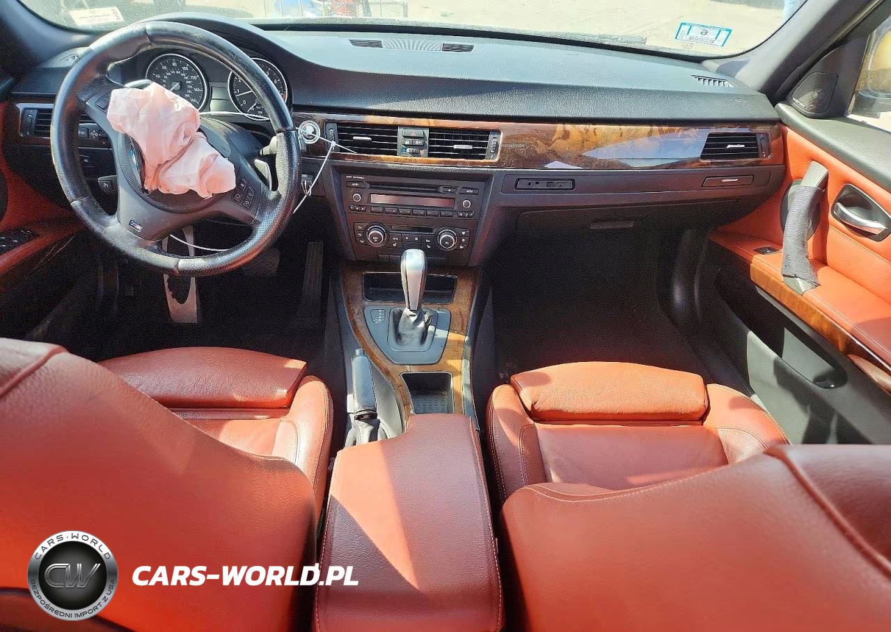 2011 BMW 335 Xi VIN:WBAPL5C55BA920484 - 8