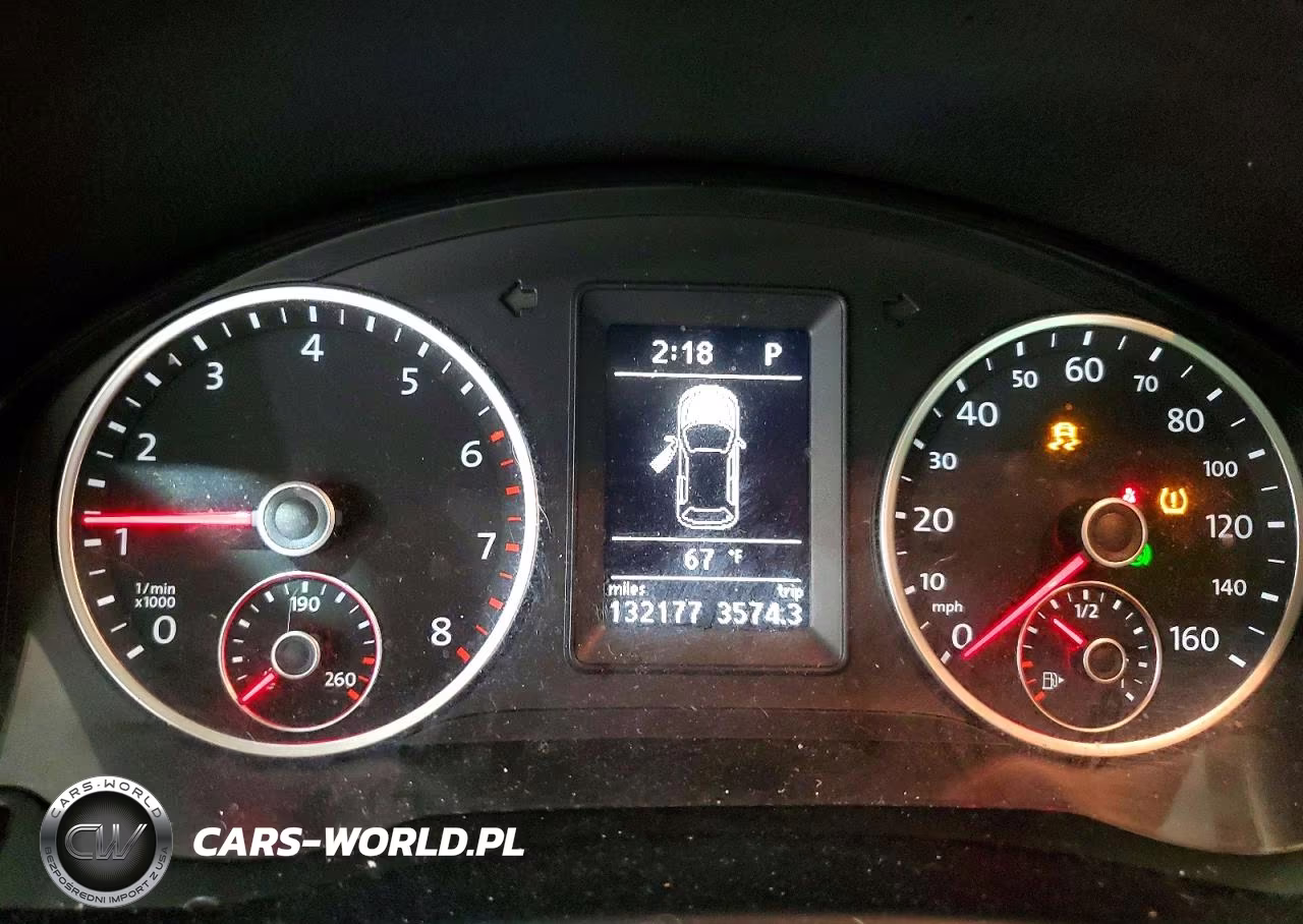 2012 Volkswagen Tiguan S VIN:WVGBV7AX4CW598086 - 9