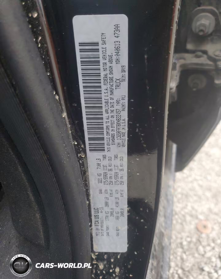 2019 Ram 1500 Laramie VIN:1C6SRFRT6KN822457 - 12