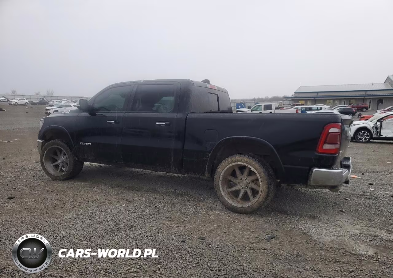 2019 Ram 1500 Laramie VIN:1C6SRFRT6KN822457 - 2