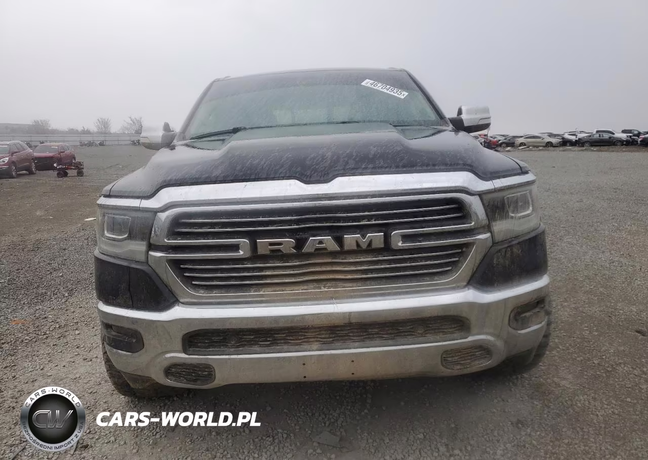 2019 Ram 1500 Laramie VIN:1C6SRFRT6KN822457 - 5