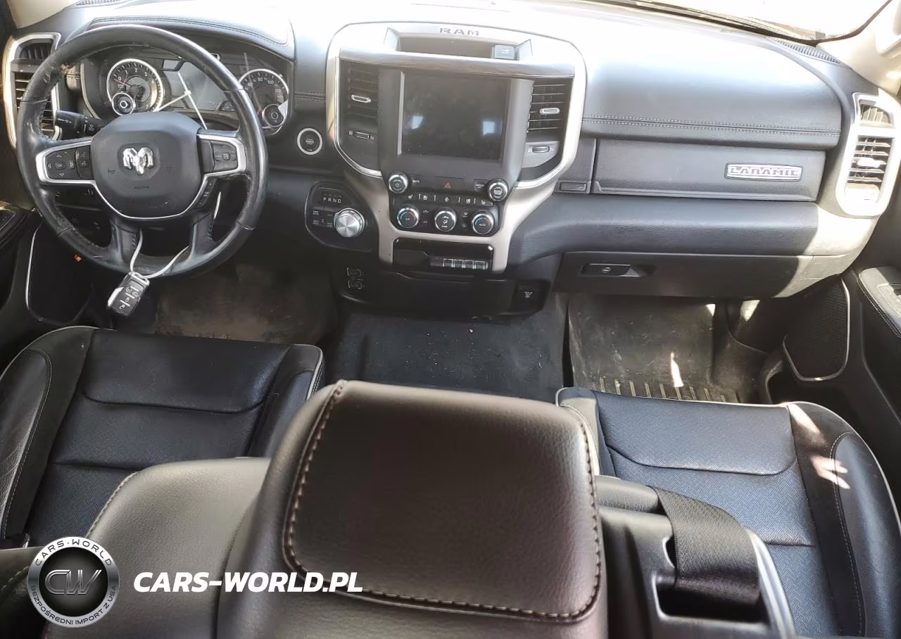 2019 Ram 1500 Laramie VIN:1C6SRFRT6KN822457 - 8
