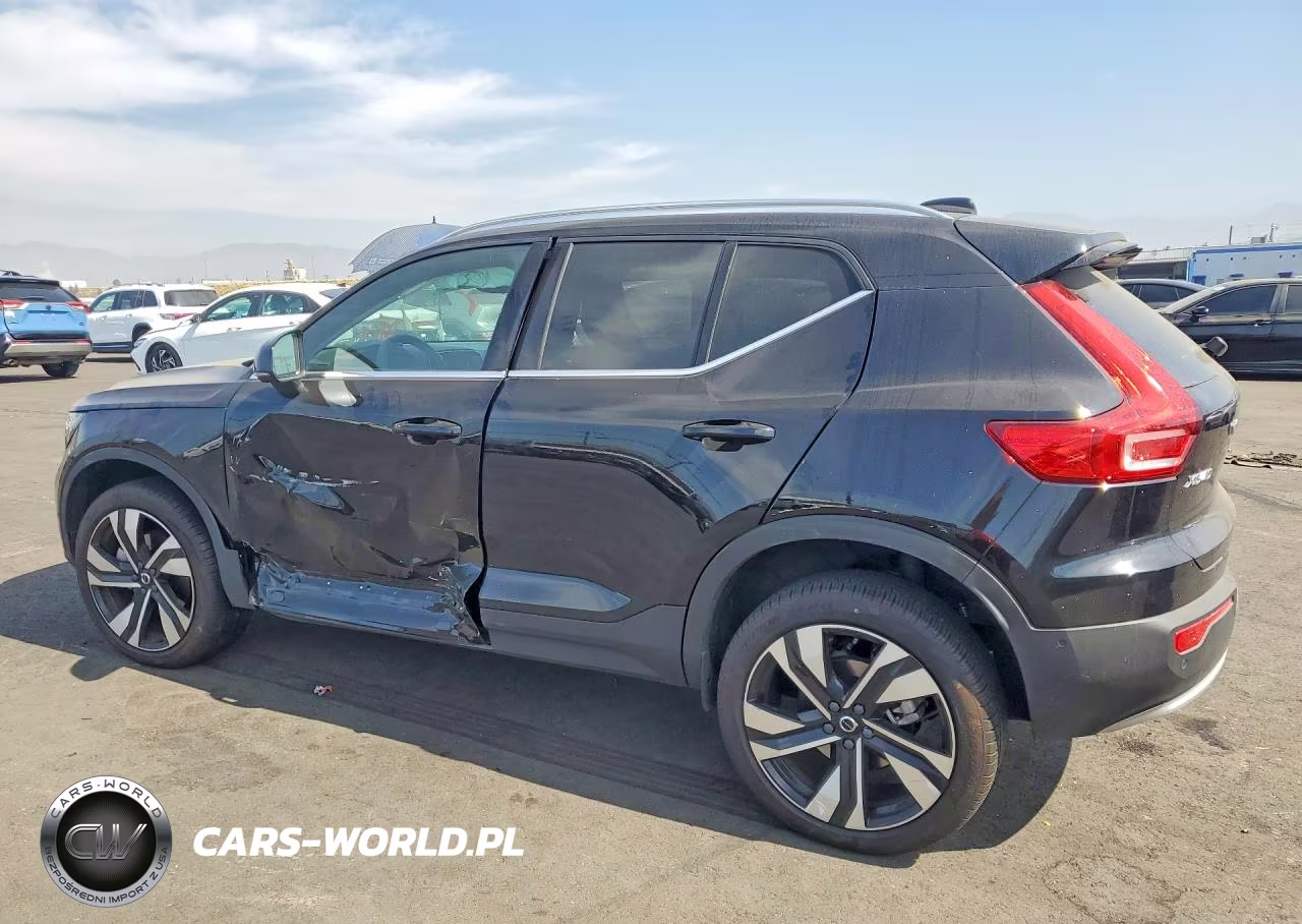 2024 Volvo Xc40 Ultimate VIN:YV4L12UFXR2311583 - 2
