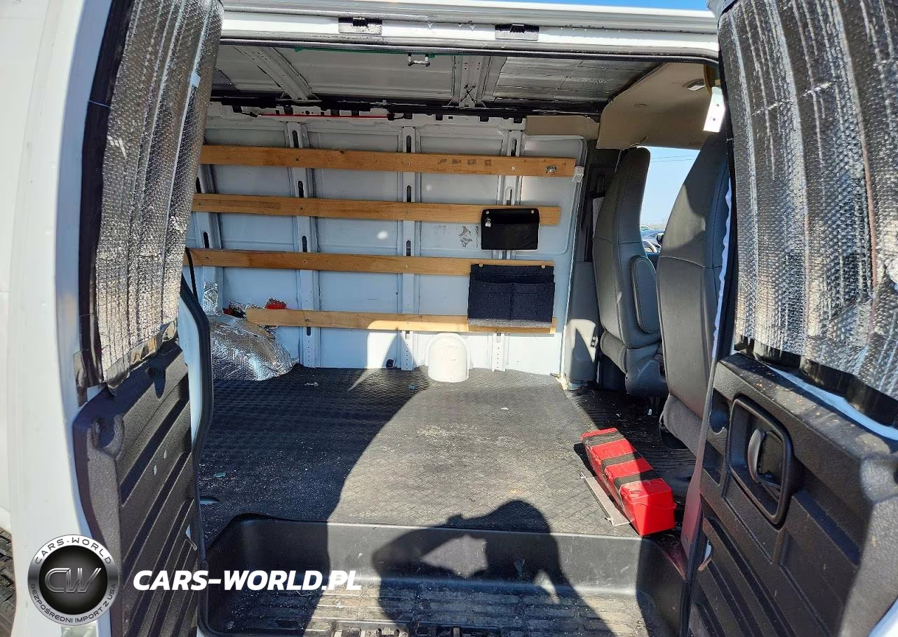 2020 GMC Savana 2500 Cargo Delivery Van VIN:1GTW7AFG6L1161581 - 11