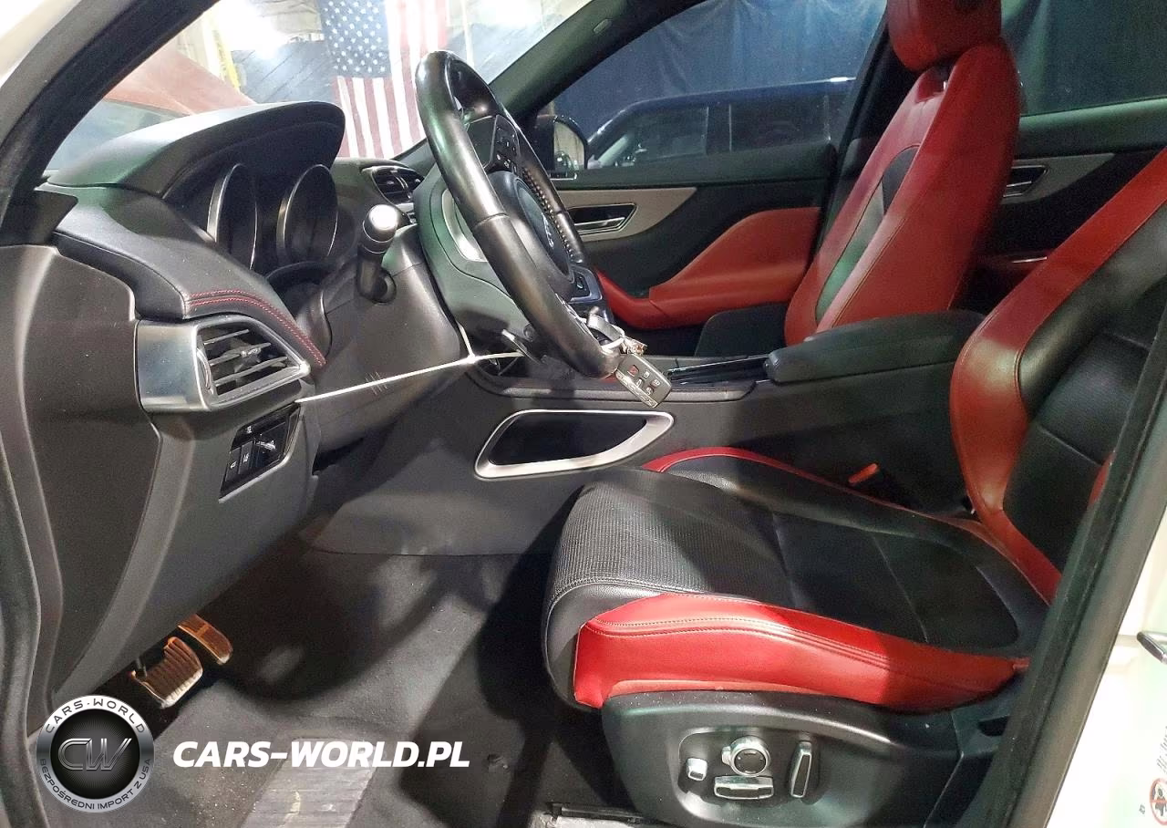 2018 Jaguar F-Pace S VIN:SADCM2FV6JA204088 - 7