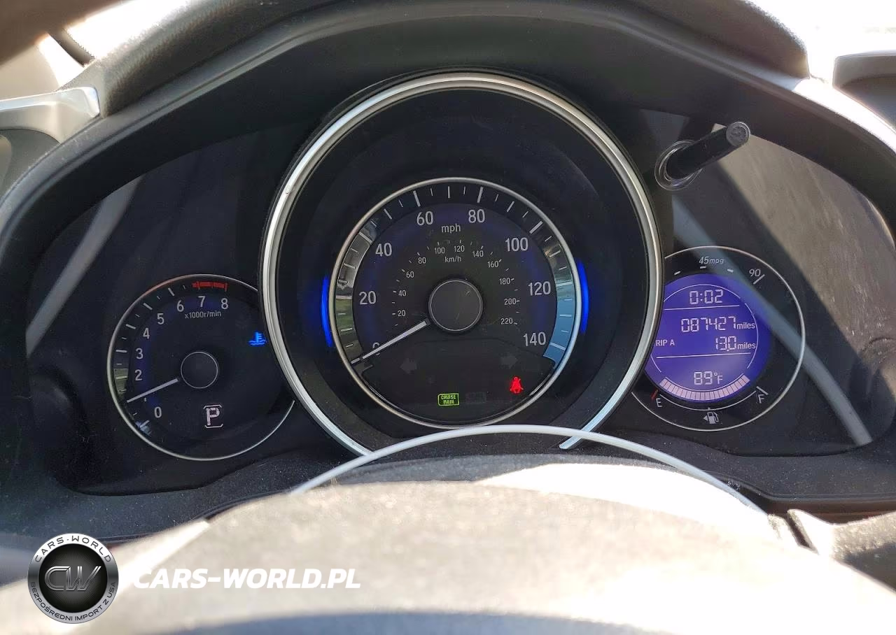 2018 Honda Fit Lx VIN:3HGGK5H49JM736058 - 9
