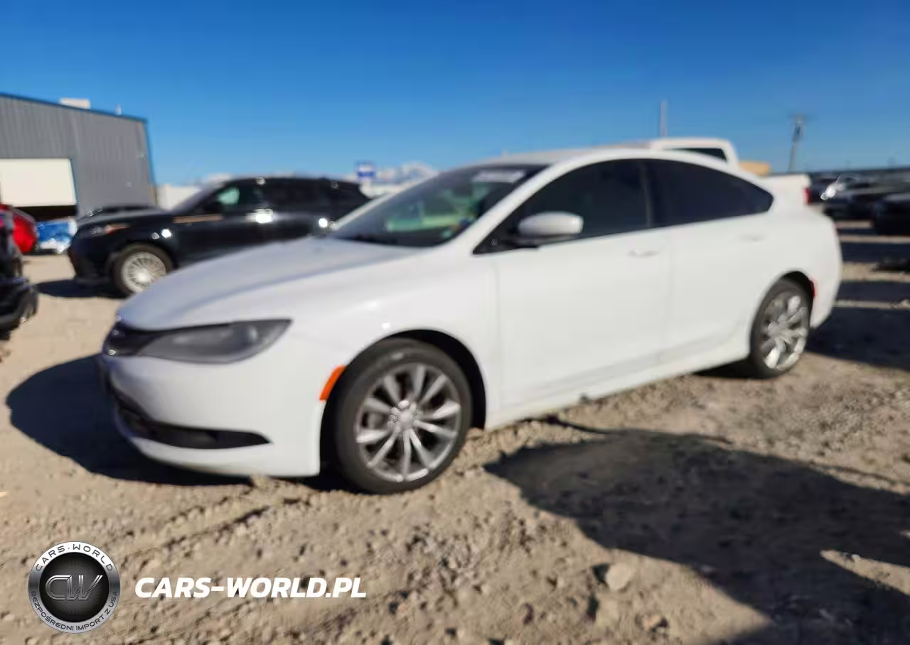 2015 Chrysler 200 S