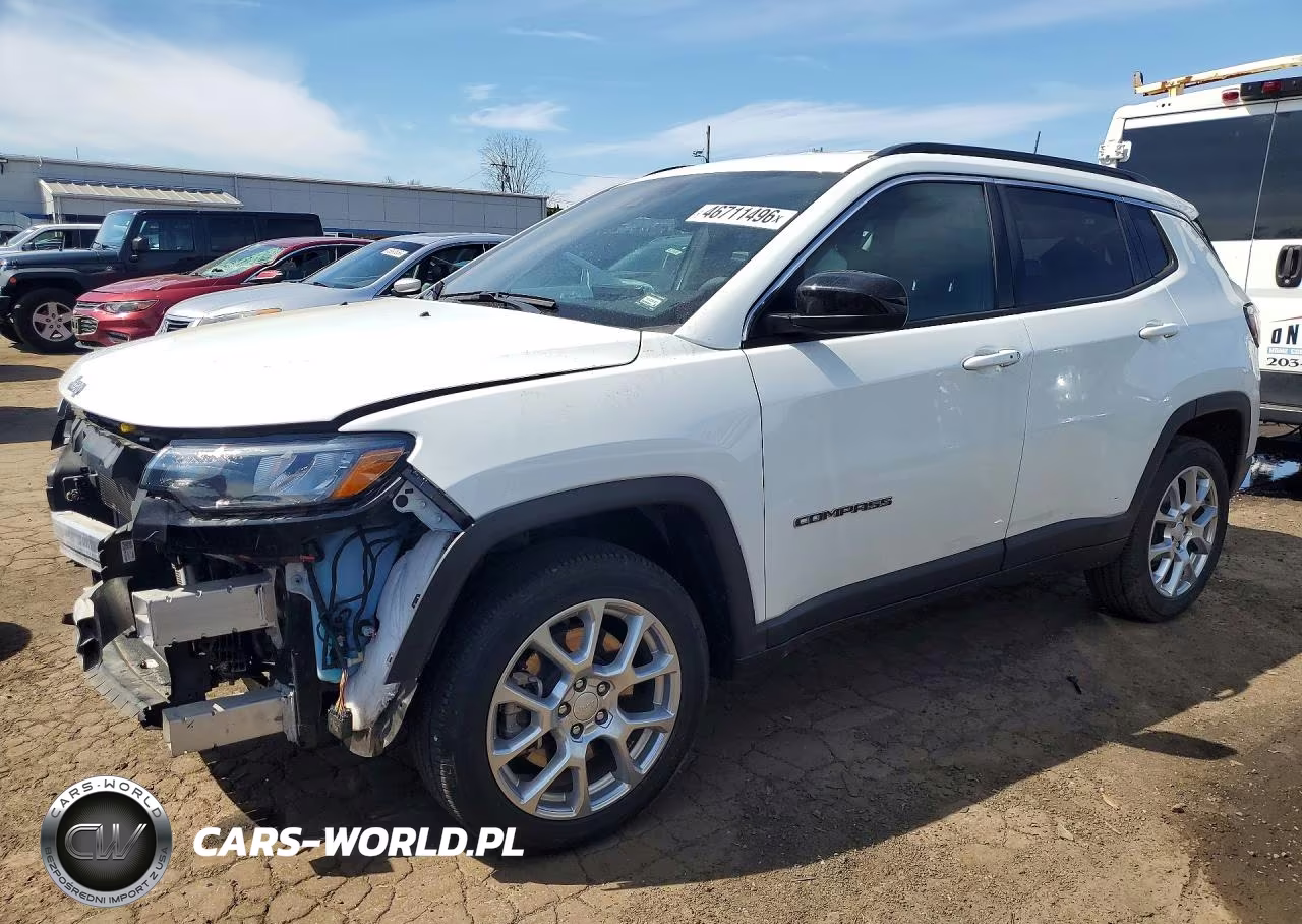 2024 Jeep Compass Latitude Lux
