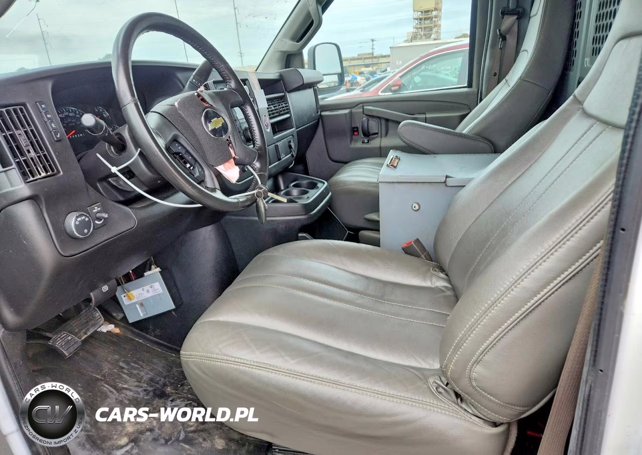 2020 Chevrolet Express 2500 Cargo Utility - Service Van VIN:1GCWGAFP7L1152243 - 7