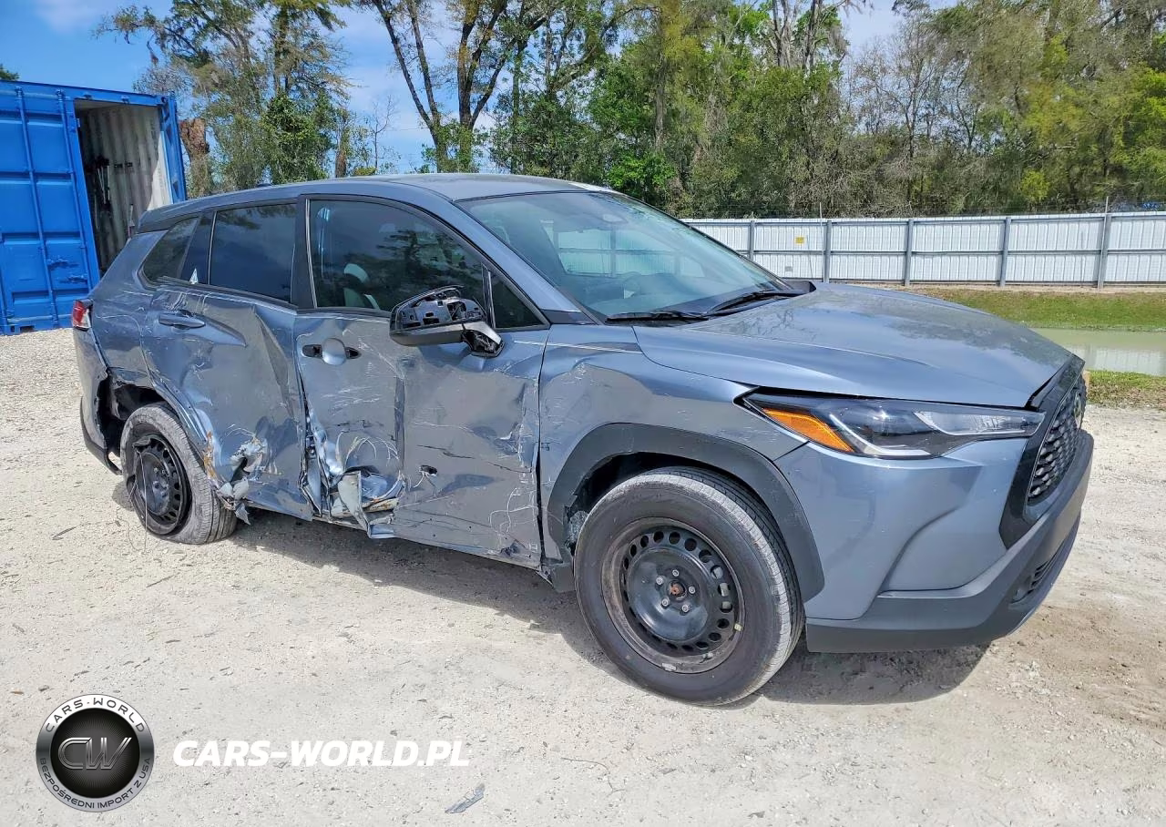 2024 Toyota Corolla Cross L VIN:7MUAAAAG7RV084868 - 4