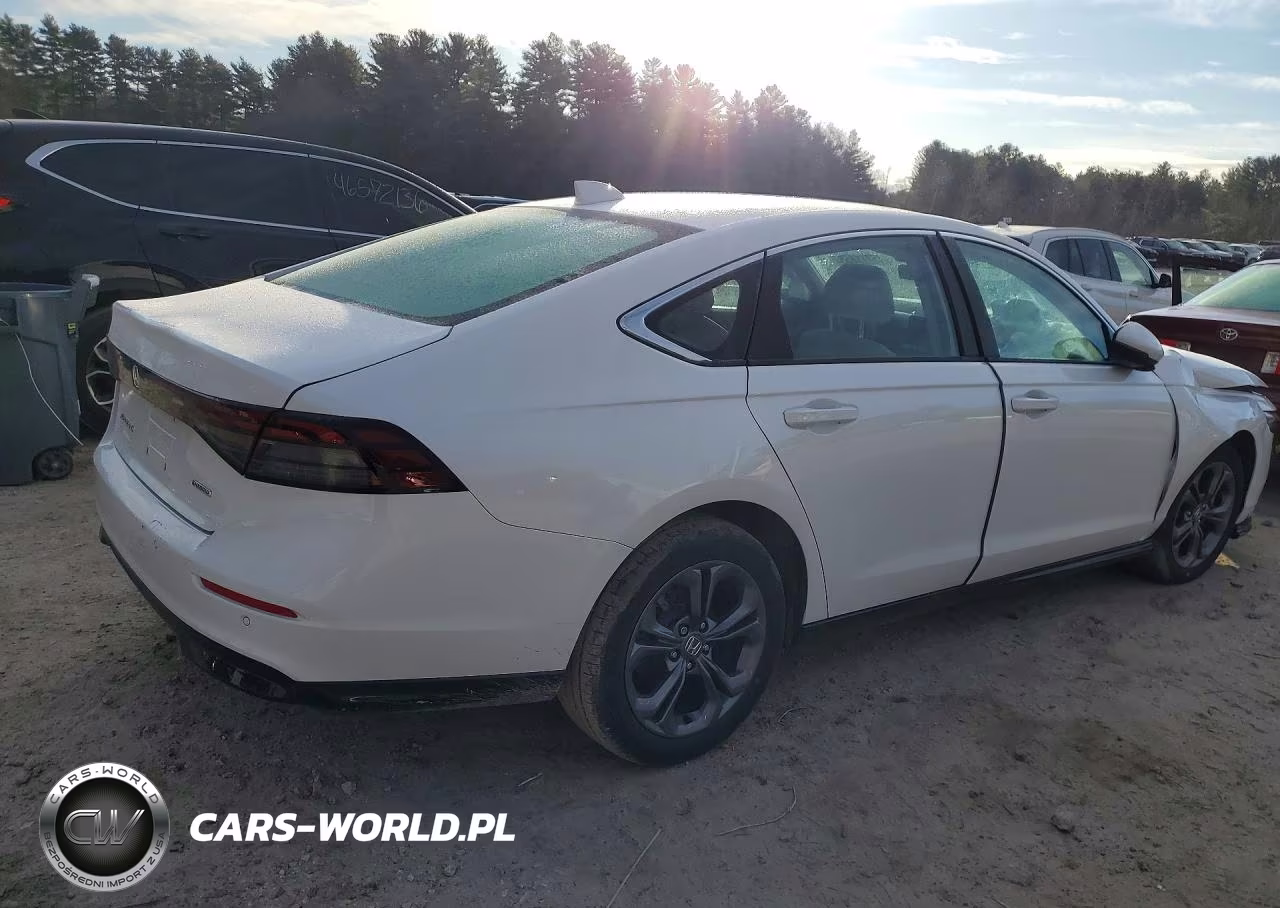 2025 Honda Accord VIN:1HGCY2F68SA086525 - 3