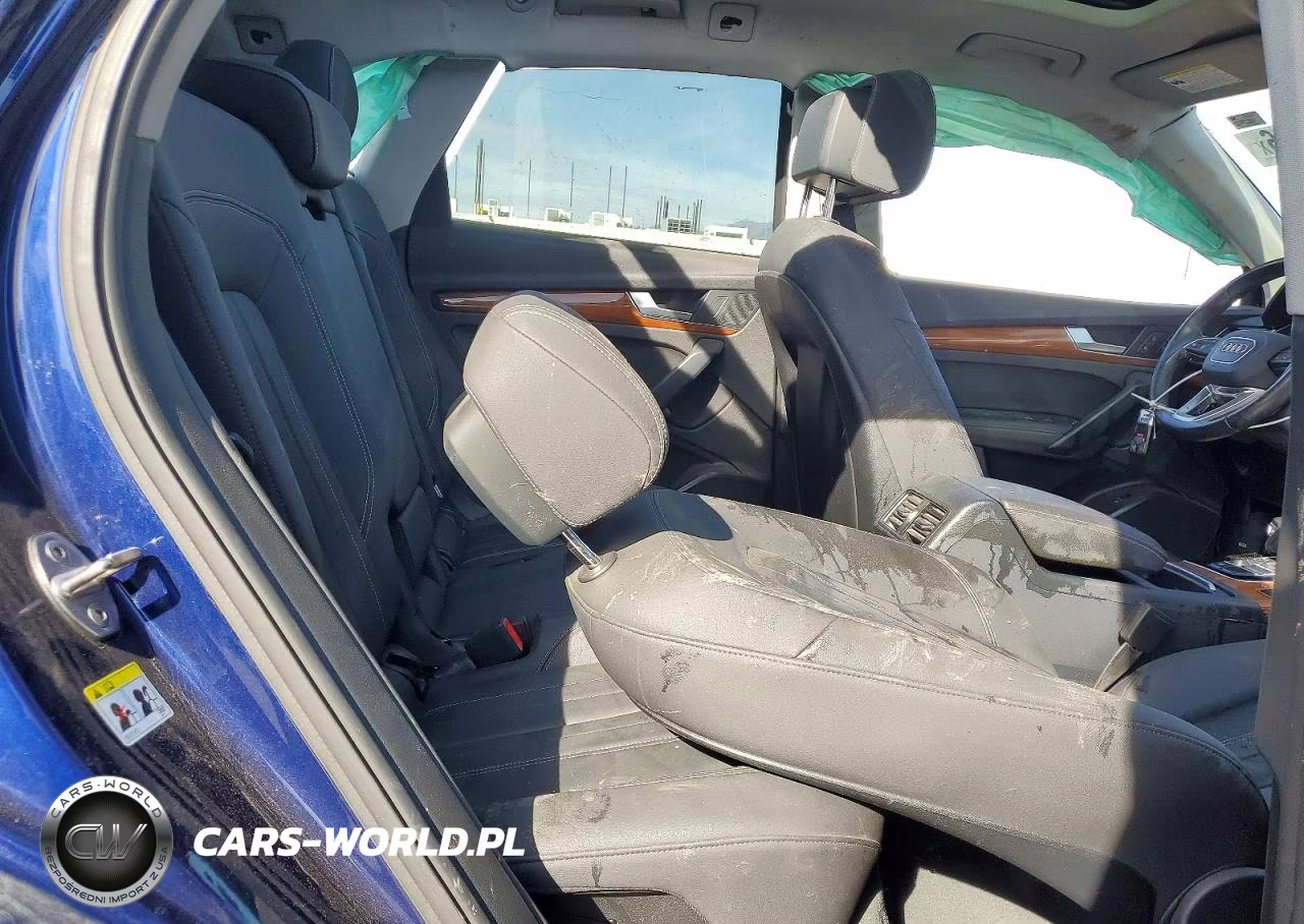 2022 Audi Q5 Premium Plus 45 VIN:WA1EAAFYXN2122375 - 11