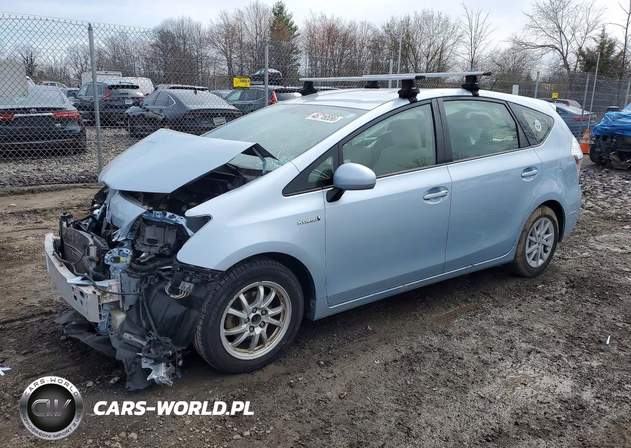 2013 Toyota Prius V Three