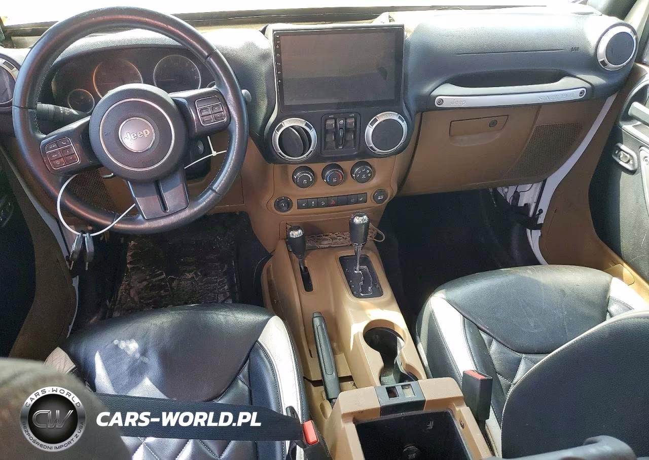 2015 Jeep Wrangler Unlimited Sahara VIN:1C4HJWEG3FL516515 - 8