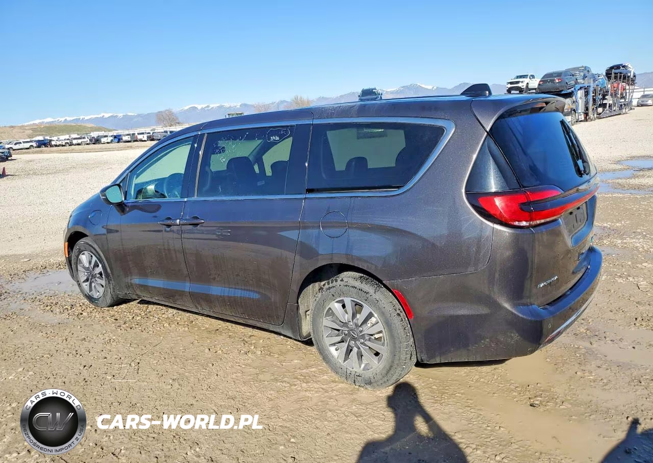 2023 Chrysler Pacifica Hybrid Touring L VIN:2C4RC1L75PR598907 - 2